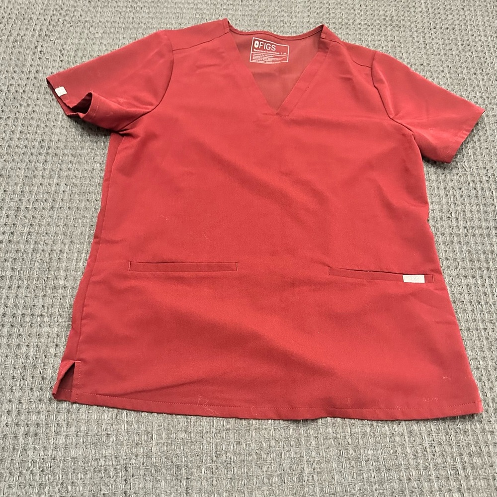 Figs maroon scrub top